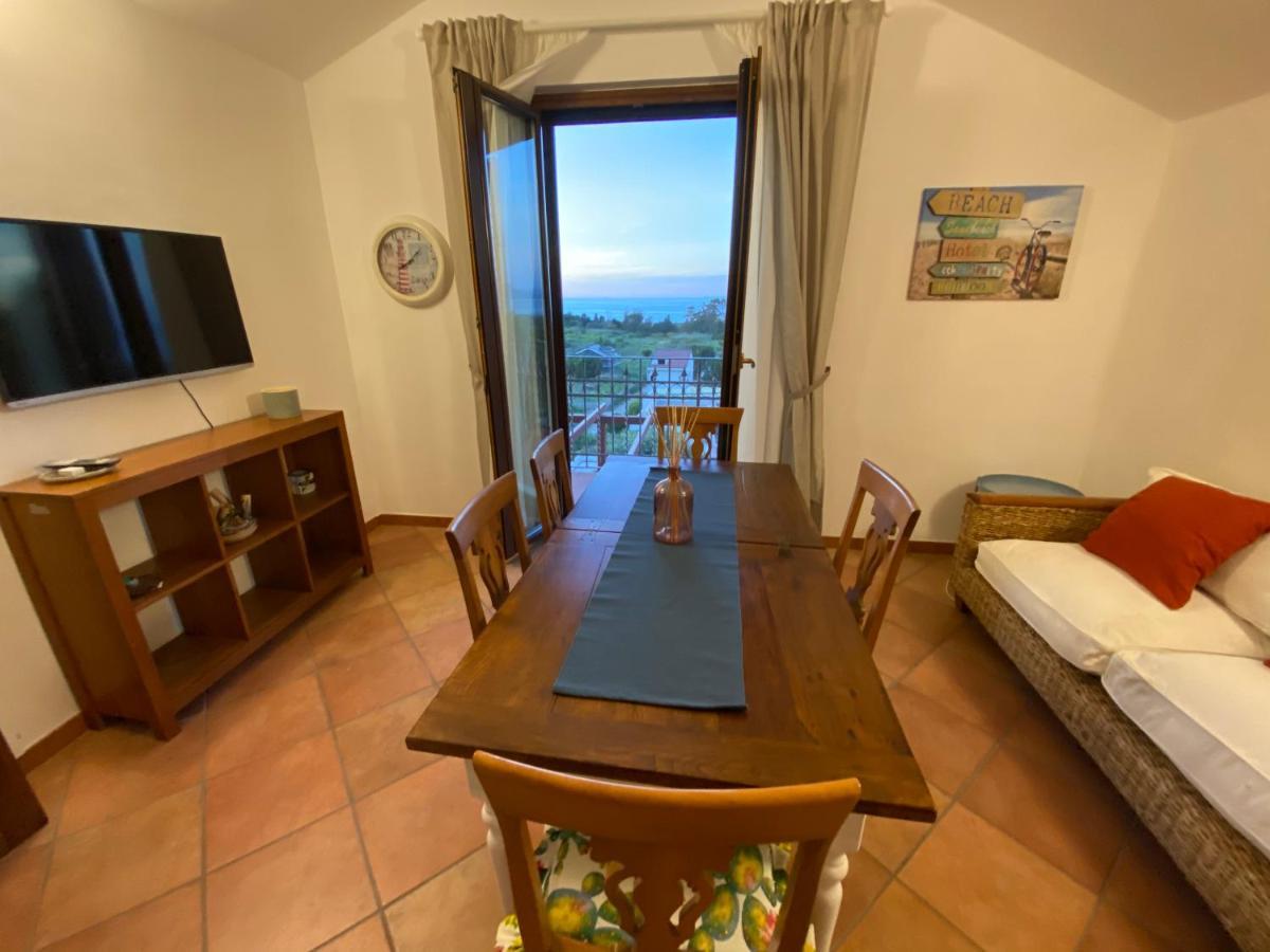 Tyrrhenian Sea Apartment Торре-Фаро Экстерьер фото