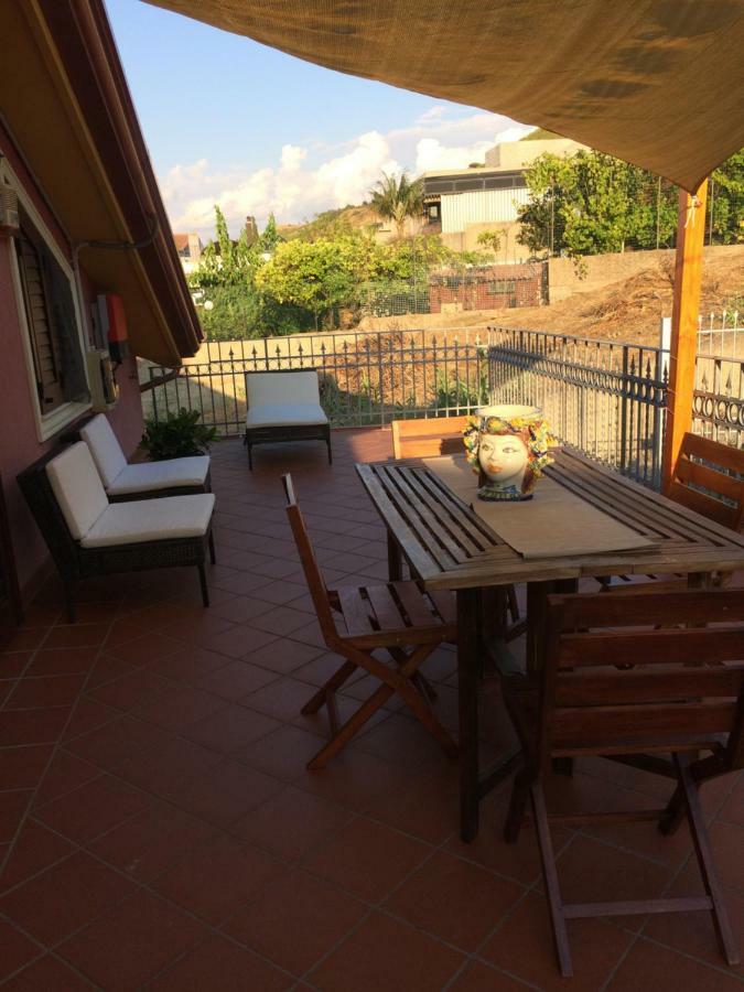 Tyrrhenian Sea Apartment Торре-Фаро Экстерьер фото